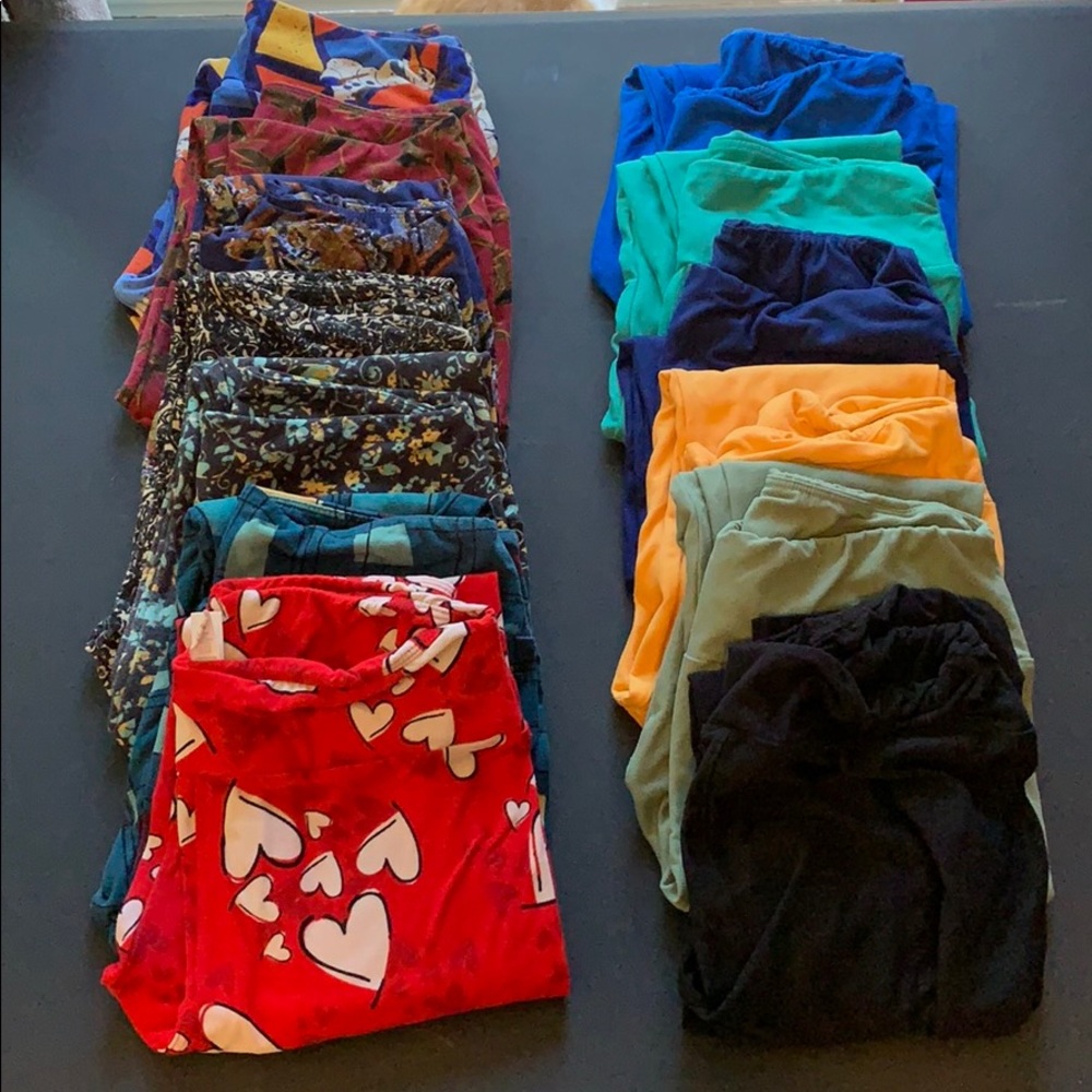 13 pairs of  Lularoe leggings